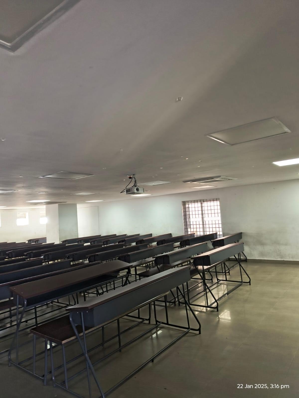 Avinash College of Commerce Avinash College of Commerce photo 4